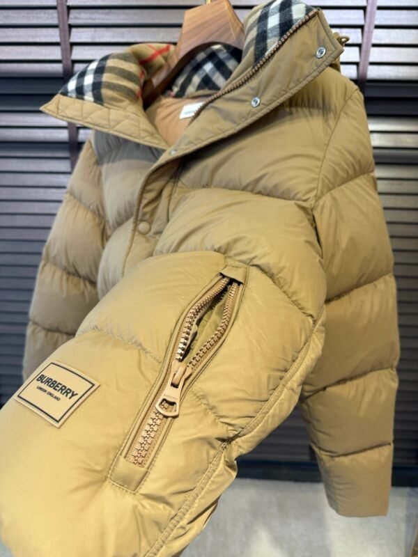 BRBY Hooded Puffer Jacket - Beige