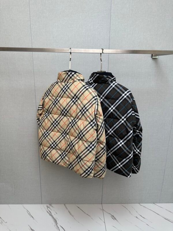 047427f4 BRBY Check-Lined Puffer Jacket