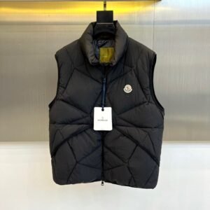 MNCLR Padded Gilet - Black