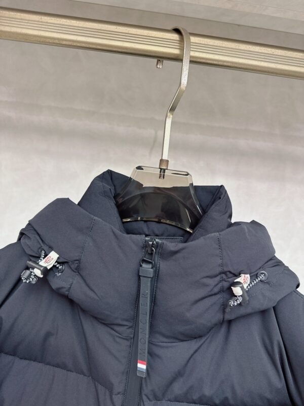 MNCLR HOODED COAT