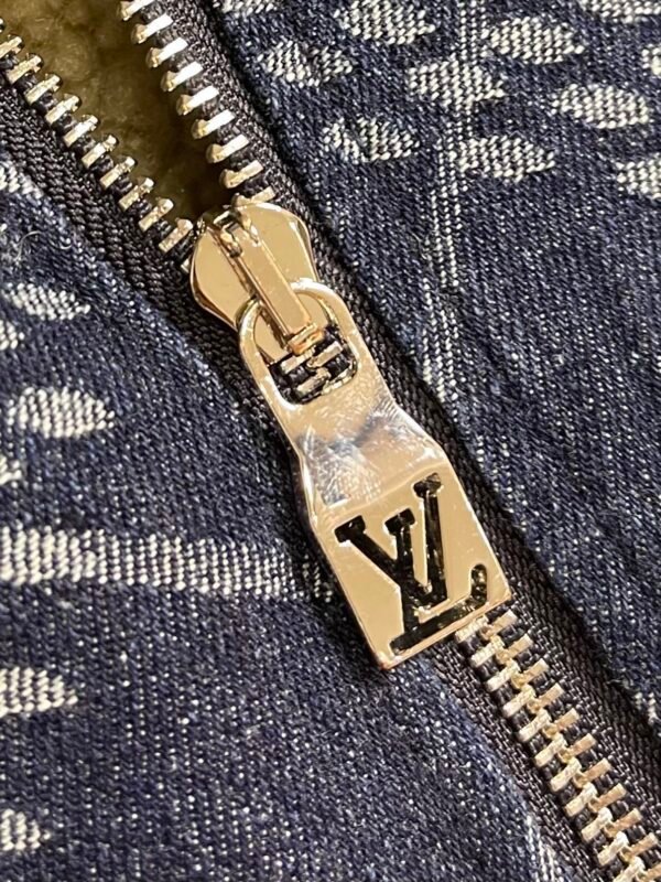 LV BLUE DENIM JACKET