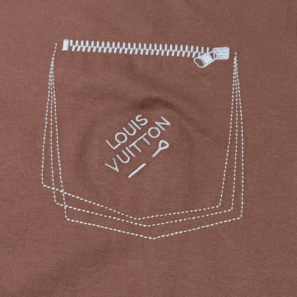 LVE BERGUNDY POCKET PATCH T-SHIRT