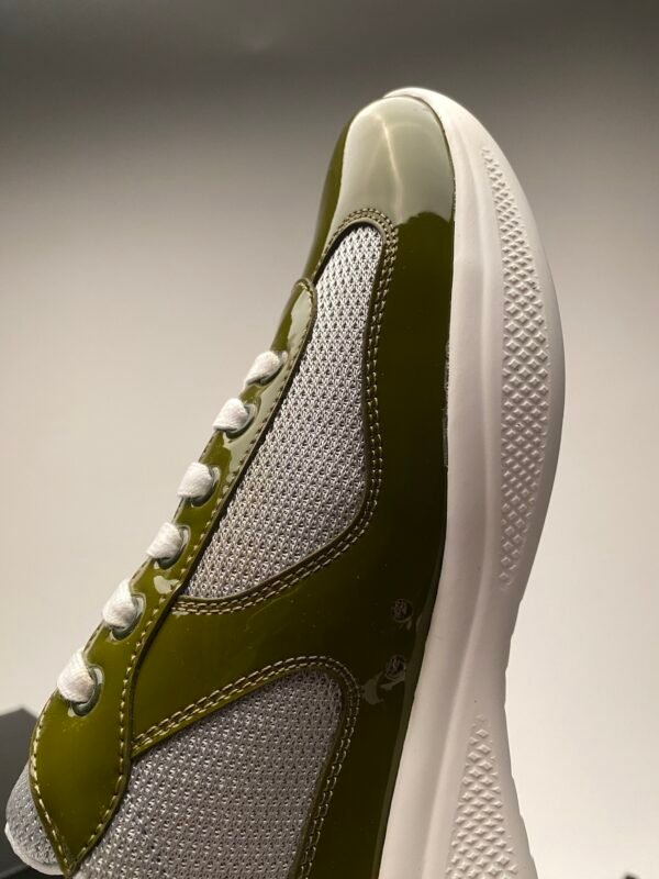 PRDA Trainers with Mesh Panels and Contrast Smooth Overlays - Olive Green