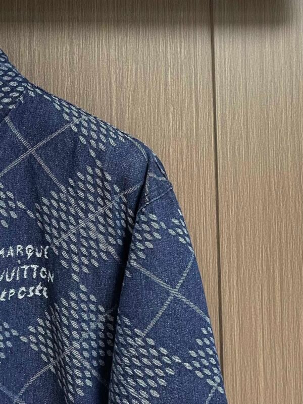 LV BLUE DENIM JACKET