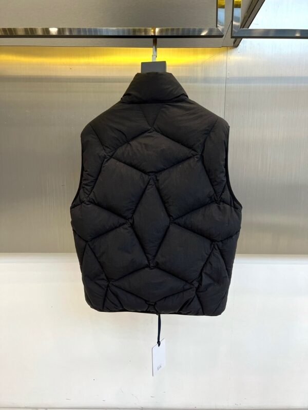 988c2f3c MNCLR Padded Gilet - Black