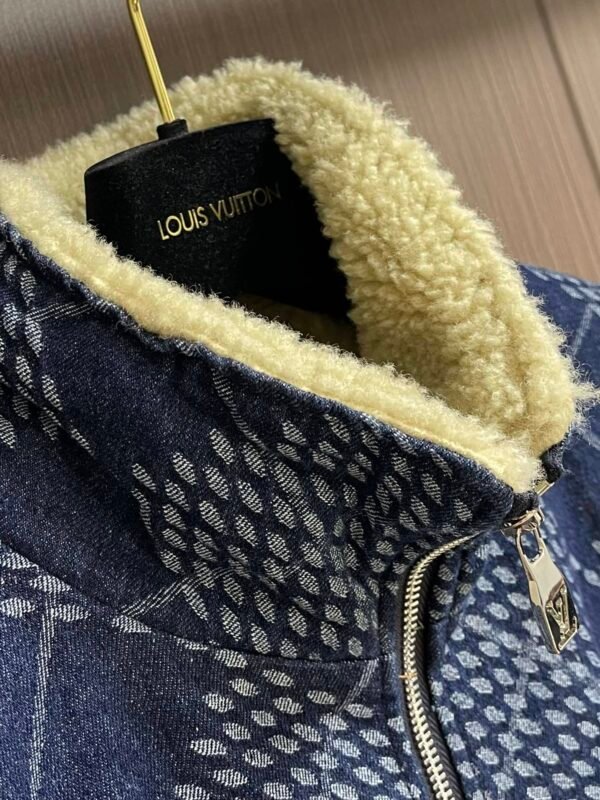 LV BLUE DENIM JACKET