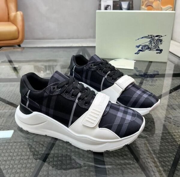 BRBY BLACK CHECK STRAP TRAINERS