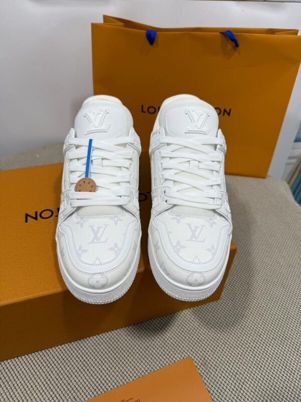 LVE WHITE MONOGRAM TRAINERS