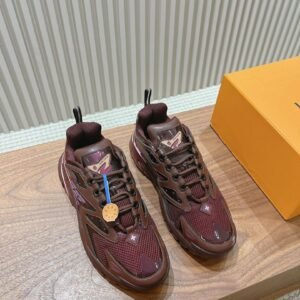 LVE BURGUNDY MESH TRAIL TRAINERS