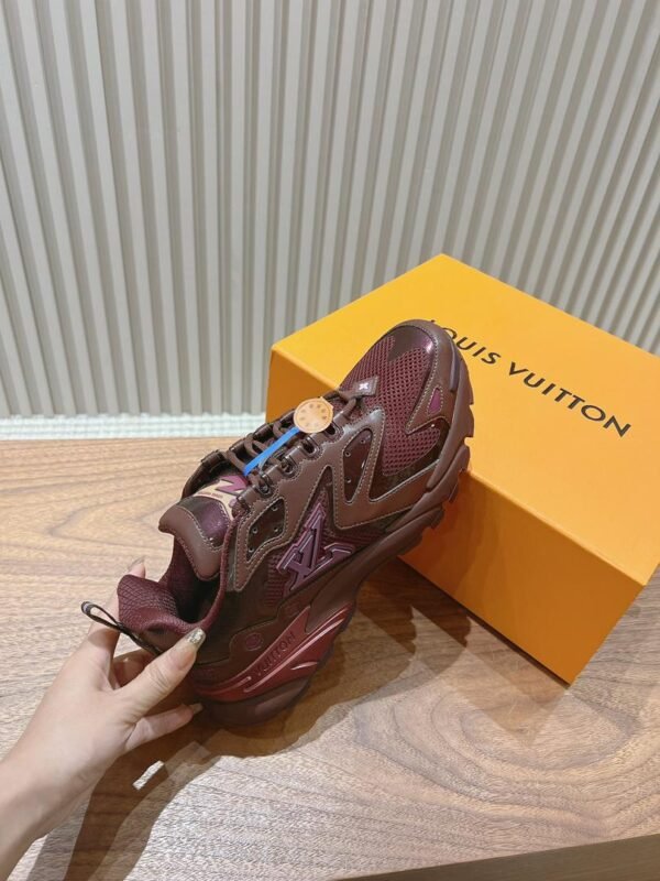 LVE BURGUNDY MESH TRAIL TRAINERS