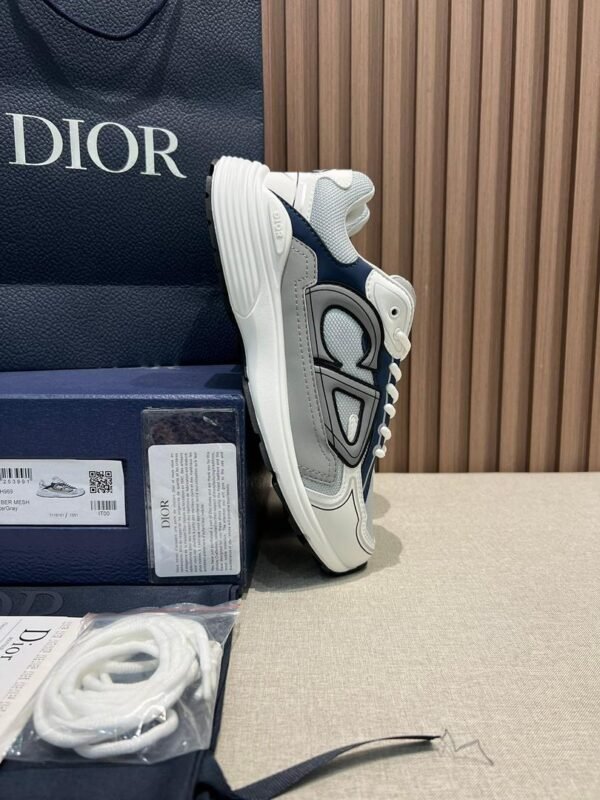 DXR CD Blue Low Trainers