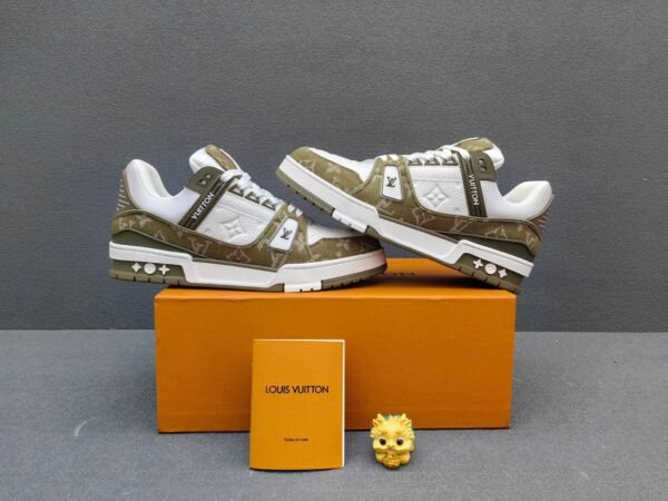 LVE Olive Low Trainers