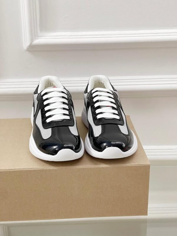 PRDA Trainers with Mesh Panels and Contrast Smooth Overlays - Black