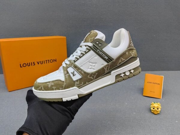 LVE Olive Low Trainers