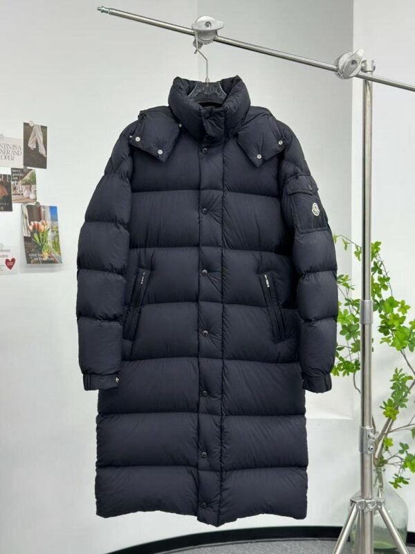 MNCLR DETACHABLE HOOD LONG DOWN COAT