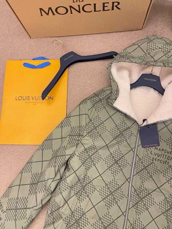 LV DAMIER ZIP-UP REVERSIBLE COAT