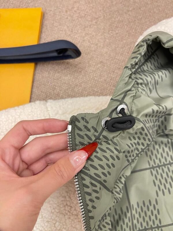 LV DAMIER ZIP-UP REVERSIBLE COAT