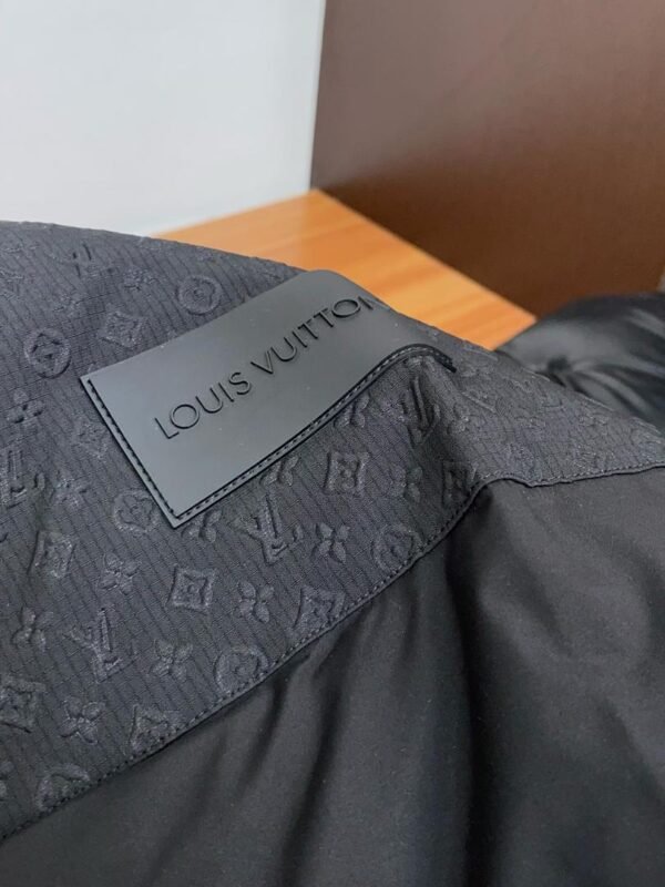 LV BLACK HOODED PUFFER COAT