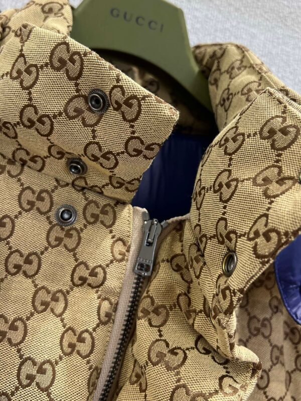 GCCI CANVAS BEIGE DETACHABLE HOOD AND SLEEVES