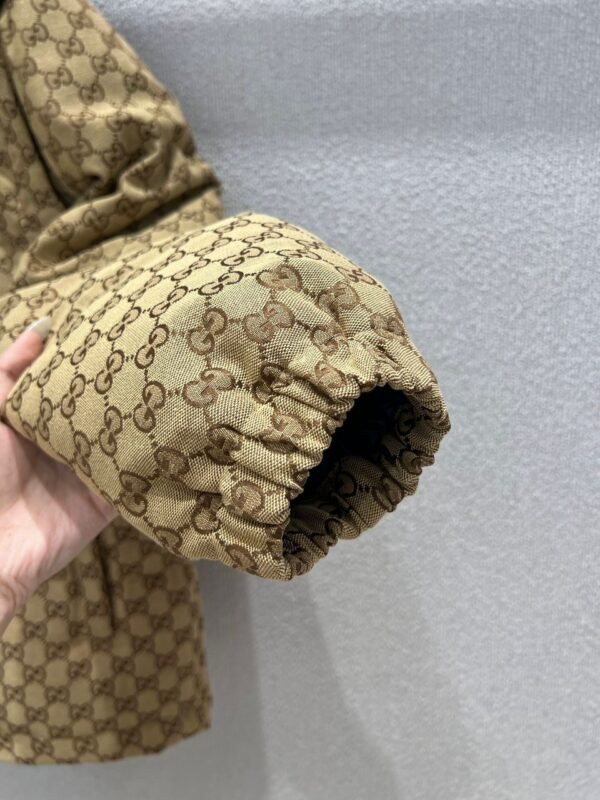 GCCI CANVAS BEIGE DETACHABLE HOOD AND SLEEVES