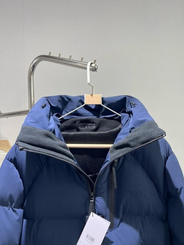 CD HOODED PUFFER COAT