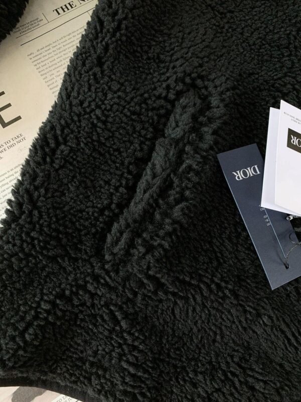 CD TEDDY FLEECE IN BLACK