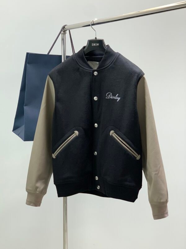 d4bf0541 CD VARSITY JACKET - Black