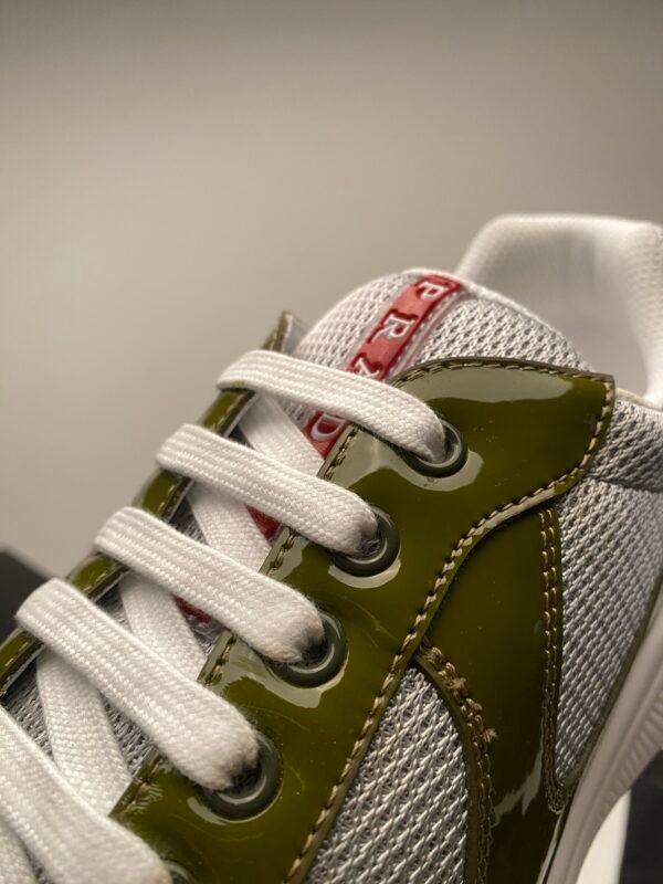 PRDA Trainers with Mesh Panels and Contrast Smooth Overlays - Olive Green