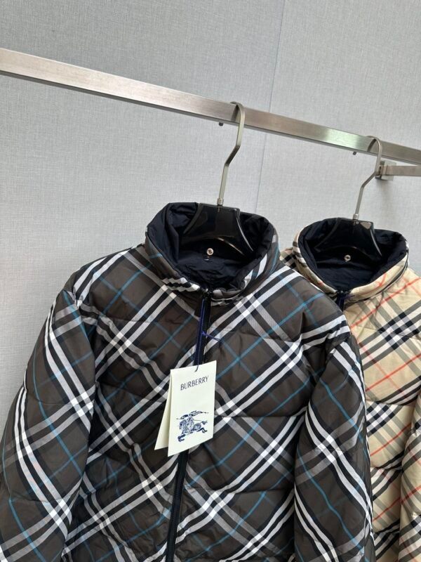 df73a425 BRBY Check-Lined Puffer Jacket