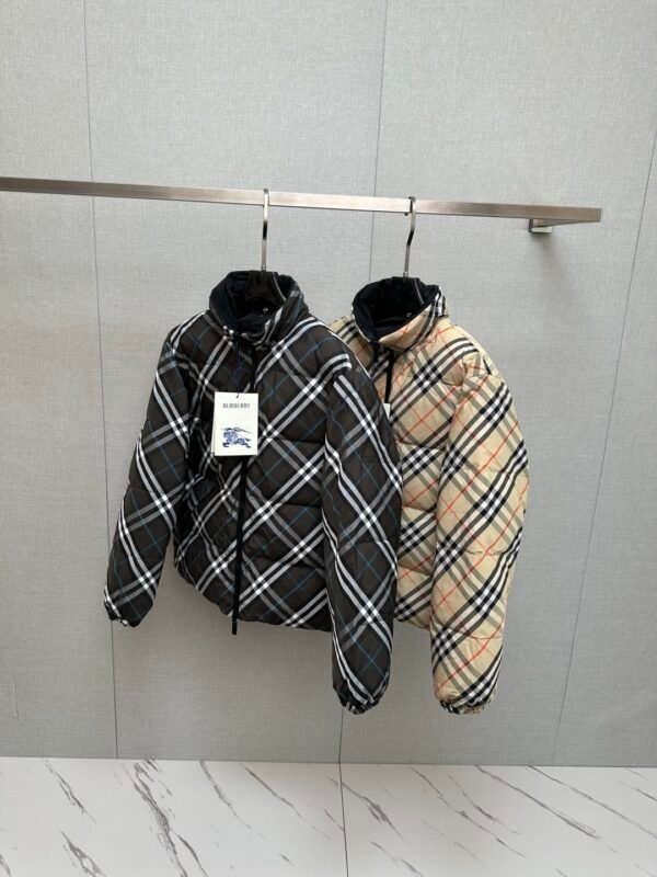 efe5305a BRBY Check-Lined Puffer Jacket