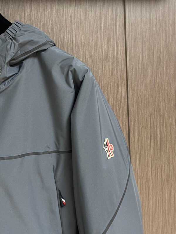 MNCLR Hooded Insulated Jacket