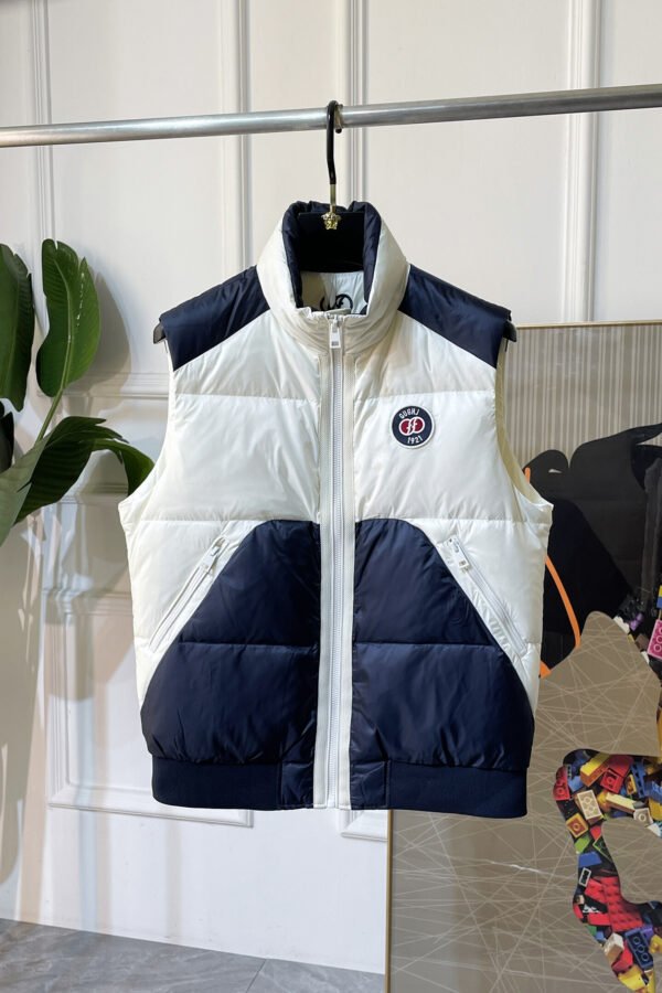 04dc9204 GCCI Zip-Front Padded Gilet with Embroidered Patch