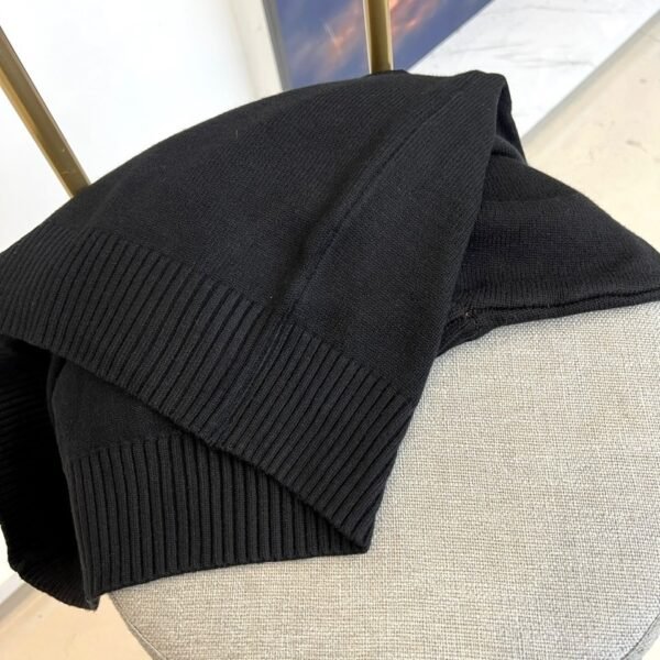 GCCI Embroidered Logo Crew Neck Jumper - Black