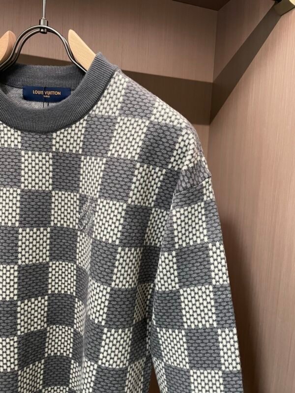 LVE Check Pattern Knit Jumper - Grey