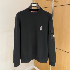MNCLR Crew Neck Jumper - Black