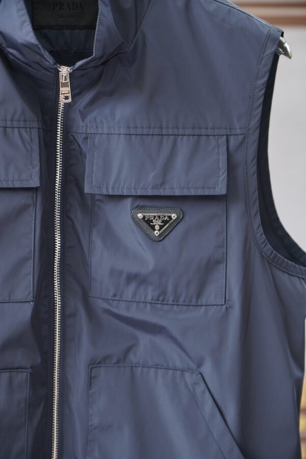 PRDA Utility Zip-Up Gilet with Logo Patch