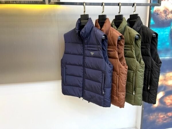 PRDA Quilted Zip Gilet - Olive Green