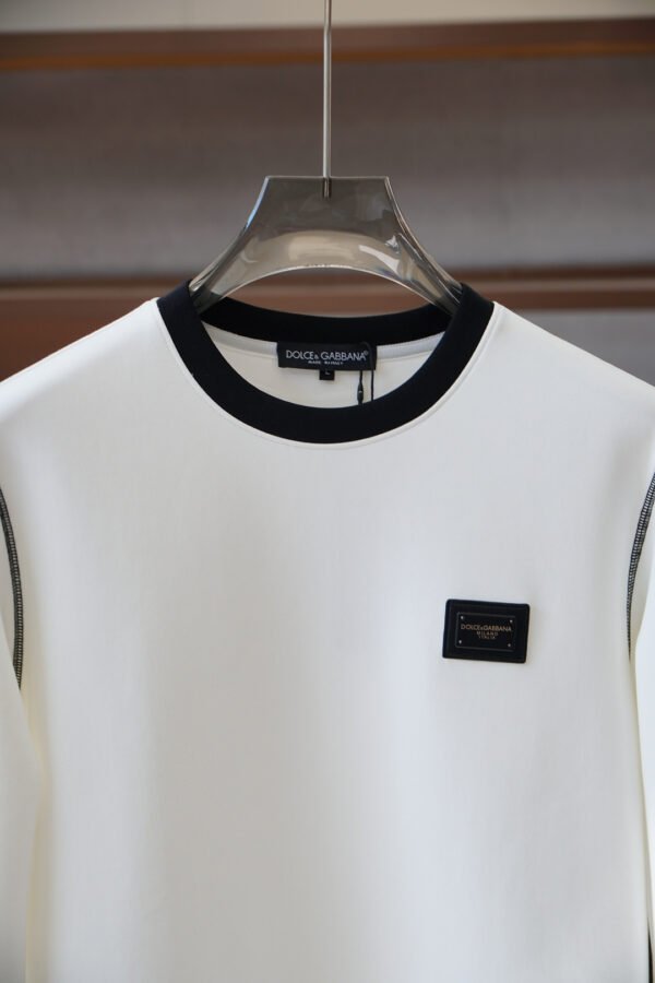 DG Crew Neck Jumper with Contrast Stitching