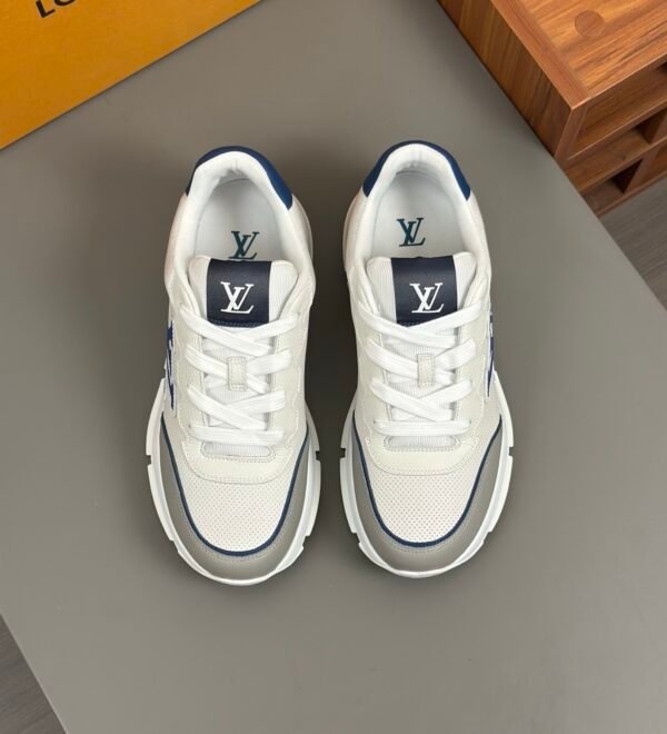 LVE White & Blue Low-Top Trainers