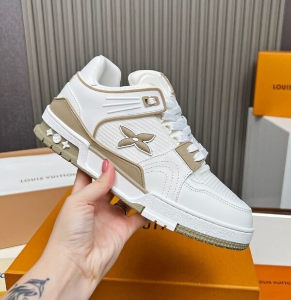 LVE Streetwear Trainer Sneaker – White Beige Edition