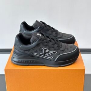 LVE Monogram-Style Low Trainers - Black