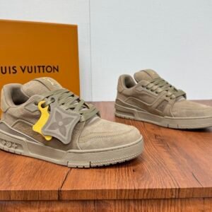 LVE Low-Top Trainers - Sand Beige