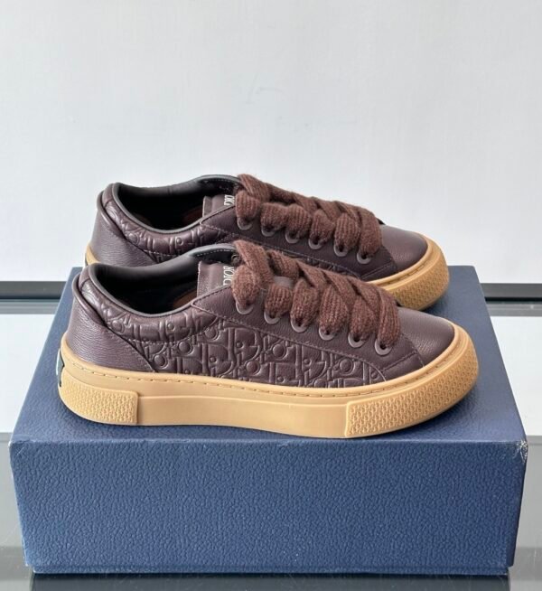 DXR CD Low-Top Oblique Leather Trainers – Brown Gum