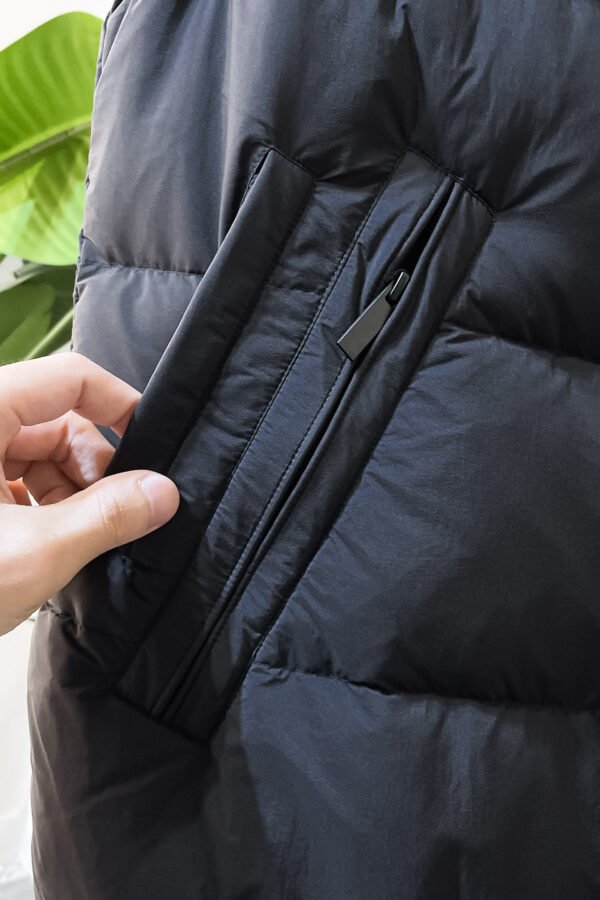 15828075 MNCLR Padded Zip Gilet