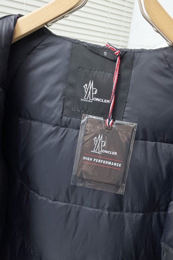 MNCLR Hooded Zip Jacket