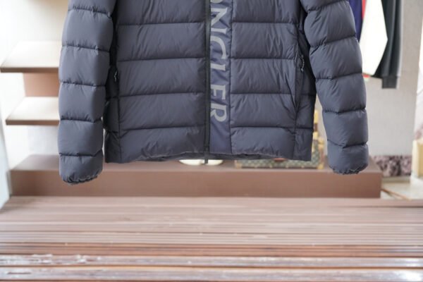 MNCLR Logo Zip Puffer Jacket - Grey