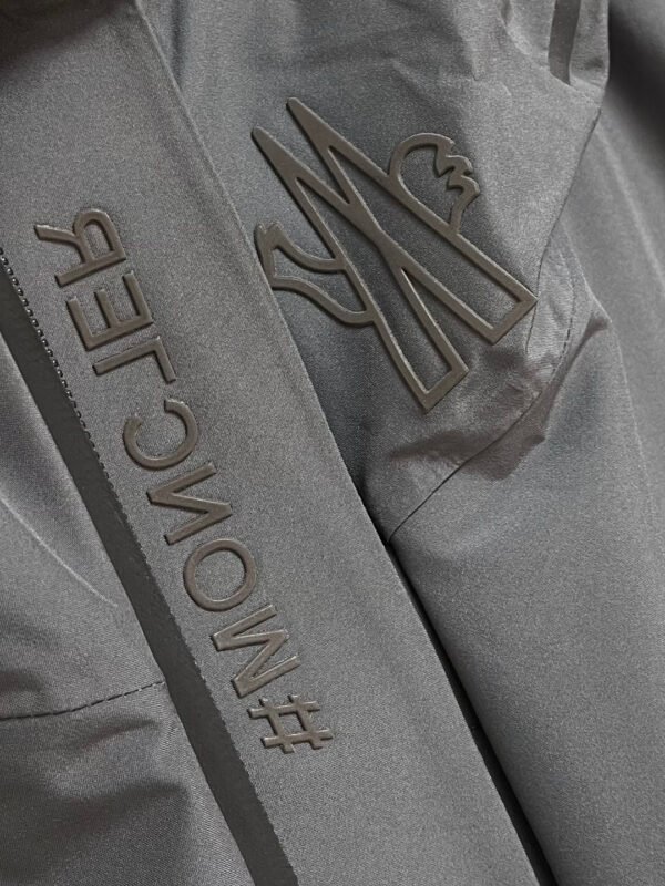 MNCLR Hooded Insulated Jacket