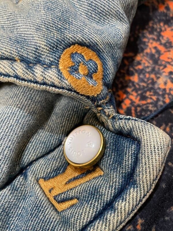 LVE Monogram Pattern Padded Jacket - Light Blue