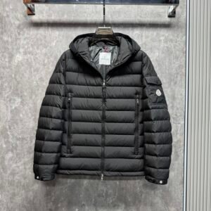 MNCLR Hooded Puffer Jacket - Black