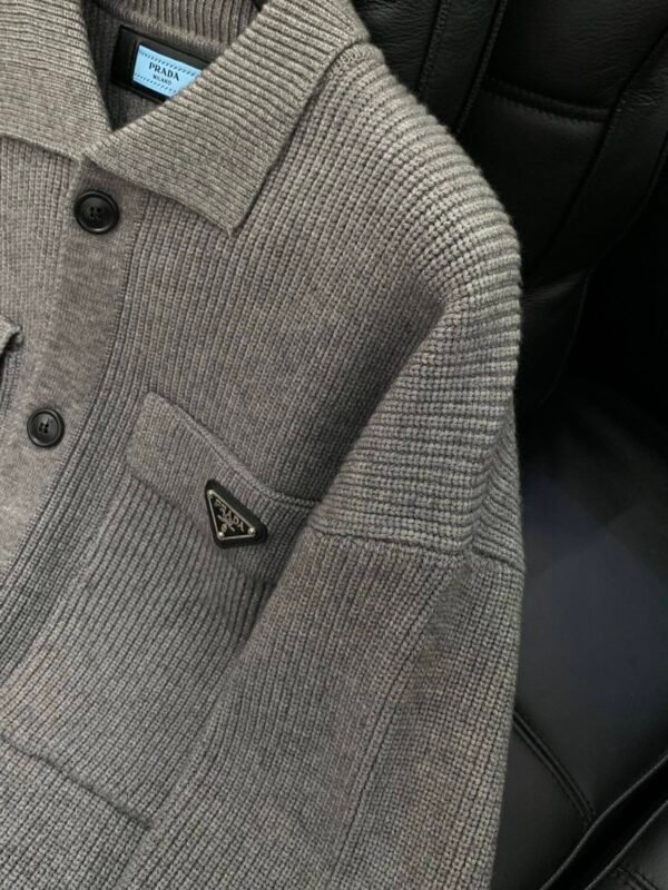 PRDA Button-Front knit Jacket - Grey